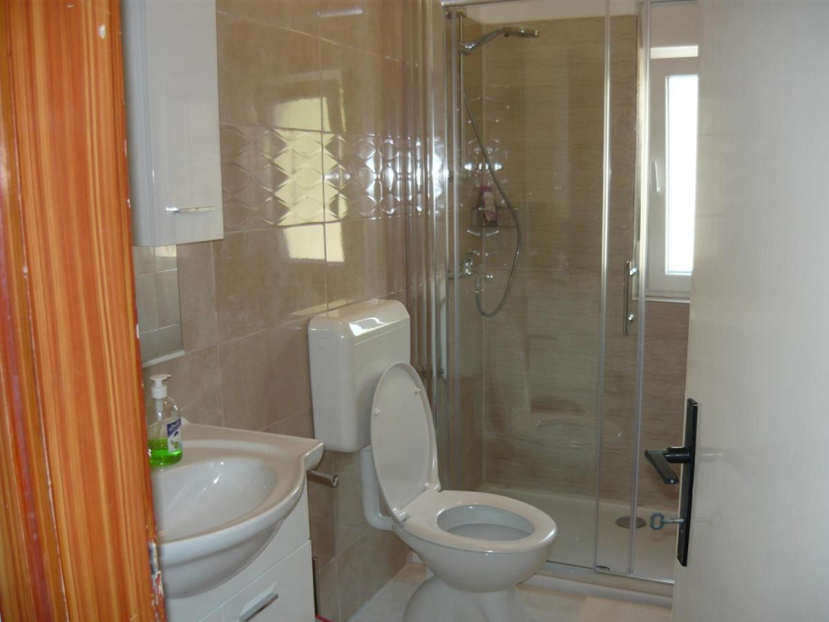 Apartments With A Parking Space Kampor, Rab - 4984 المظهر الخارجي الصورة