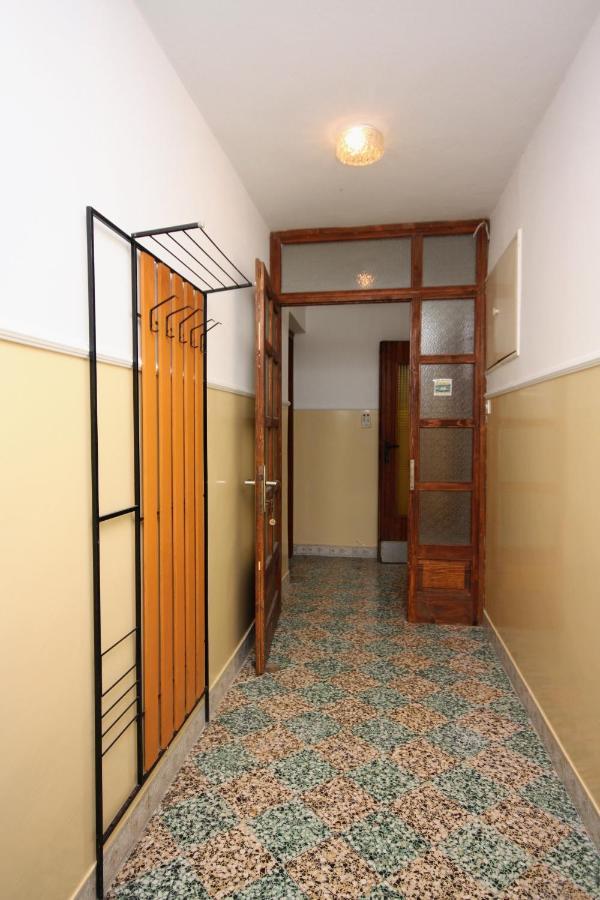 Apartments With A Parking Space Kampor, Rab - 4984 المظهر الخارجي الصورة